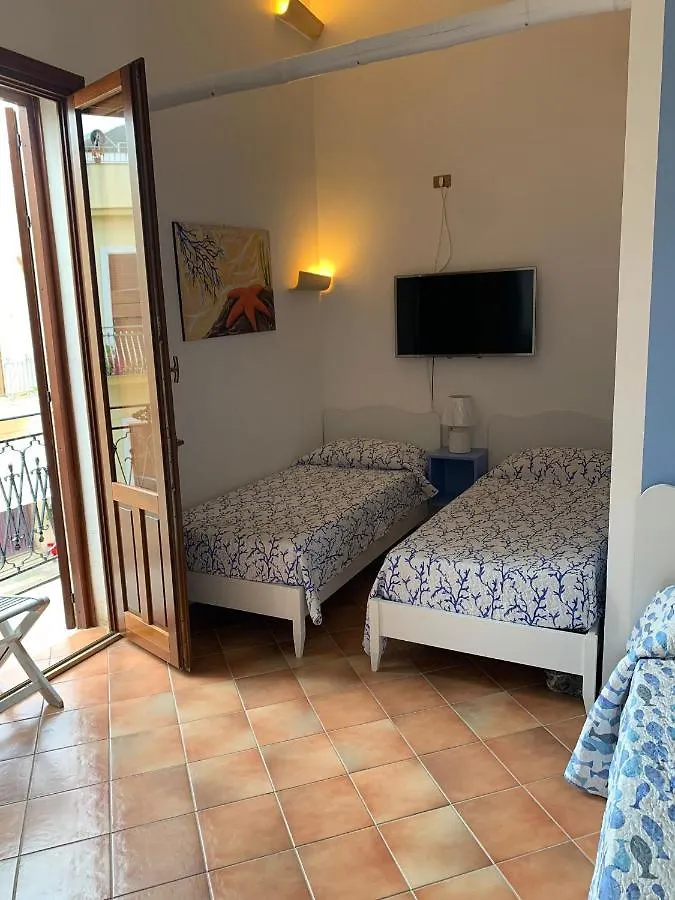 Apartment With Terraces And Private Jacuzzi - San Vito 400M From Beach San Vito Lo Capo