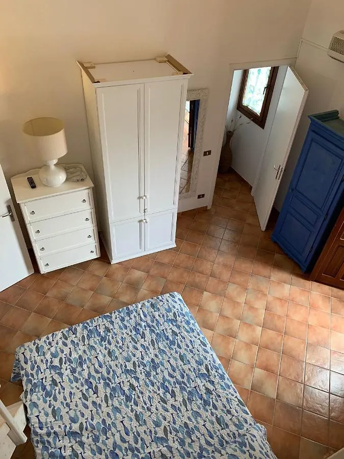 Apartment With Terraces And Private Jacuzzi - San Vito 400M From Beach サン・ヴィート・ロ・カーポ 0*,  イタリア